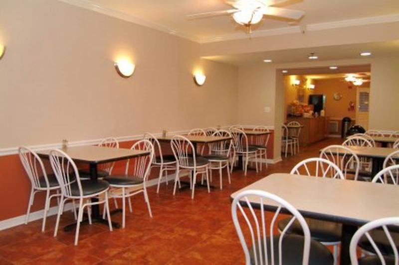 Hotel Baymont By Wyndham Sarasota Extérieur photo